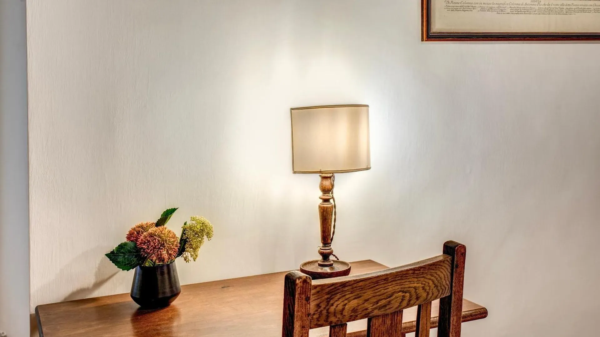 Charlotte Luxury Home Coronari Rome Italy