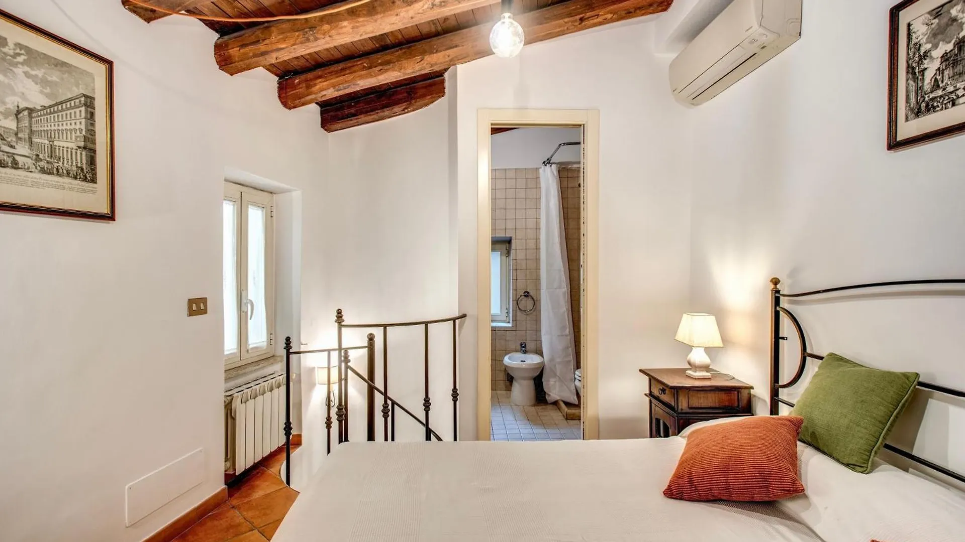 Charlotte Luxury Home Coronari Rome 0*,  Italy