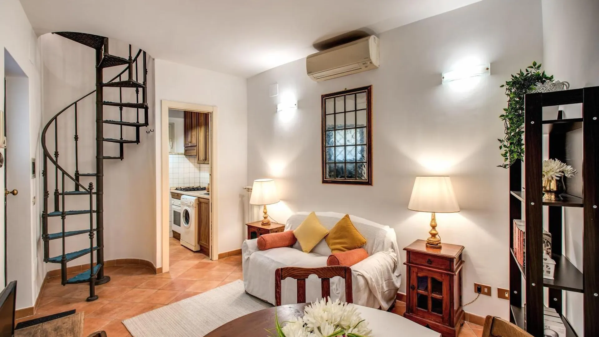 Apartment Charlotte Luxury Home Coronari Rome Italy